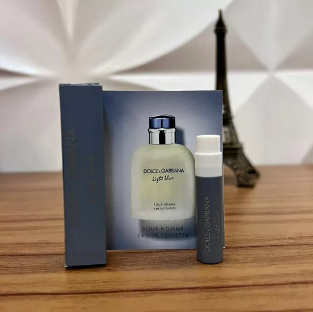 Amostra Light Blue Pour Homme